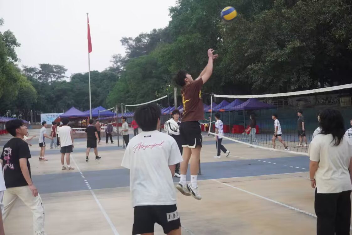 m88,m88.com“毕业杯”排球赛...